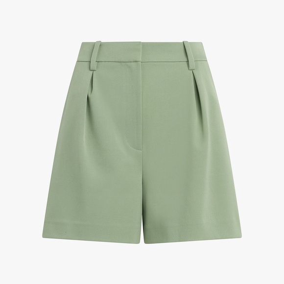 Favorite Daughter The Favorite Short in Basil - Picture 5 of 10